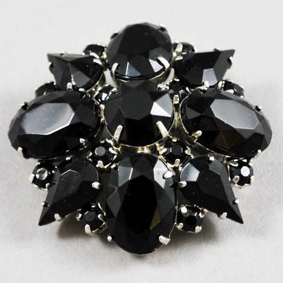 Vintage Jewelry Black Bead in Silver Tone Setting Brooch or Pin - Picture 6 of 6